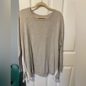 Lilly Pulitzer, Large Crewneck Sweater, Oatmeal
